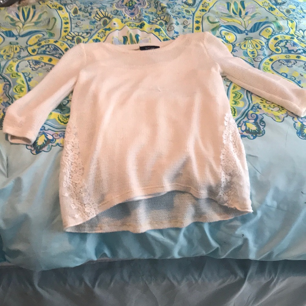 Beautiful white long sleeved shirt